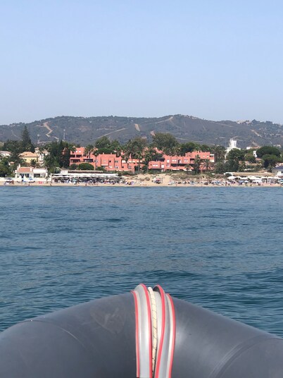 BEAUTIFUL PENTHOUSE DIRECT PRIVATE  BEACH 4 BEDS