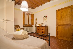 2 camere, ferro/asse da stiro, culla da viaggio, Wi-Fi gratuito