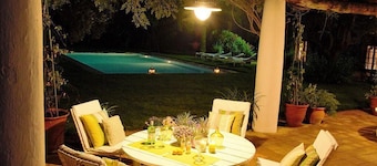 Masia Sitges Mas Peirot.  Authentic, Impressive Garden , 2 min. Beach