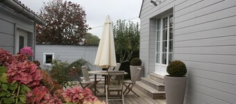 Luxury house in MORGAT with garden, close to the beach