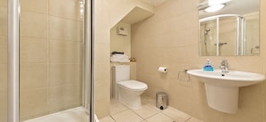 Bathroom - A unique apartment in the heart of central London. (London)