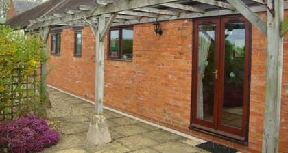 Pool Meadow cottage - Knollands Farm