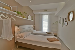 5 habitaciones, caja de seguridad en la habitación y escritorio