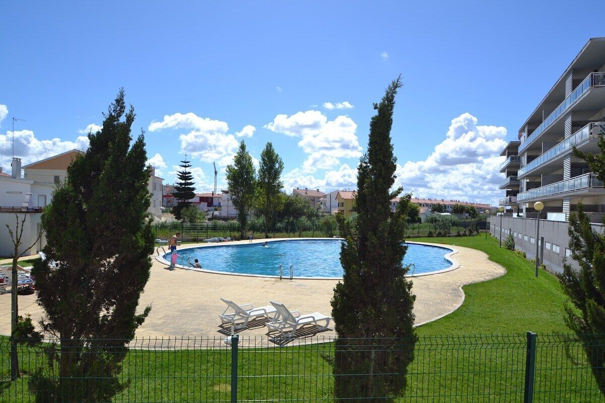 Sunshine - Com vista para a piscina