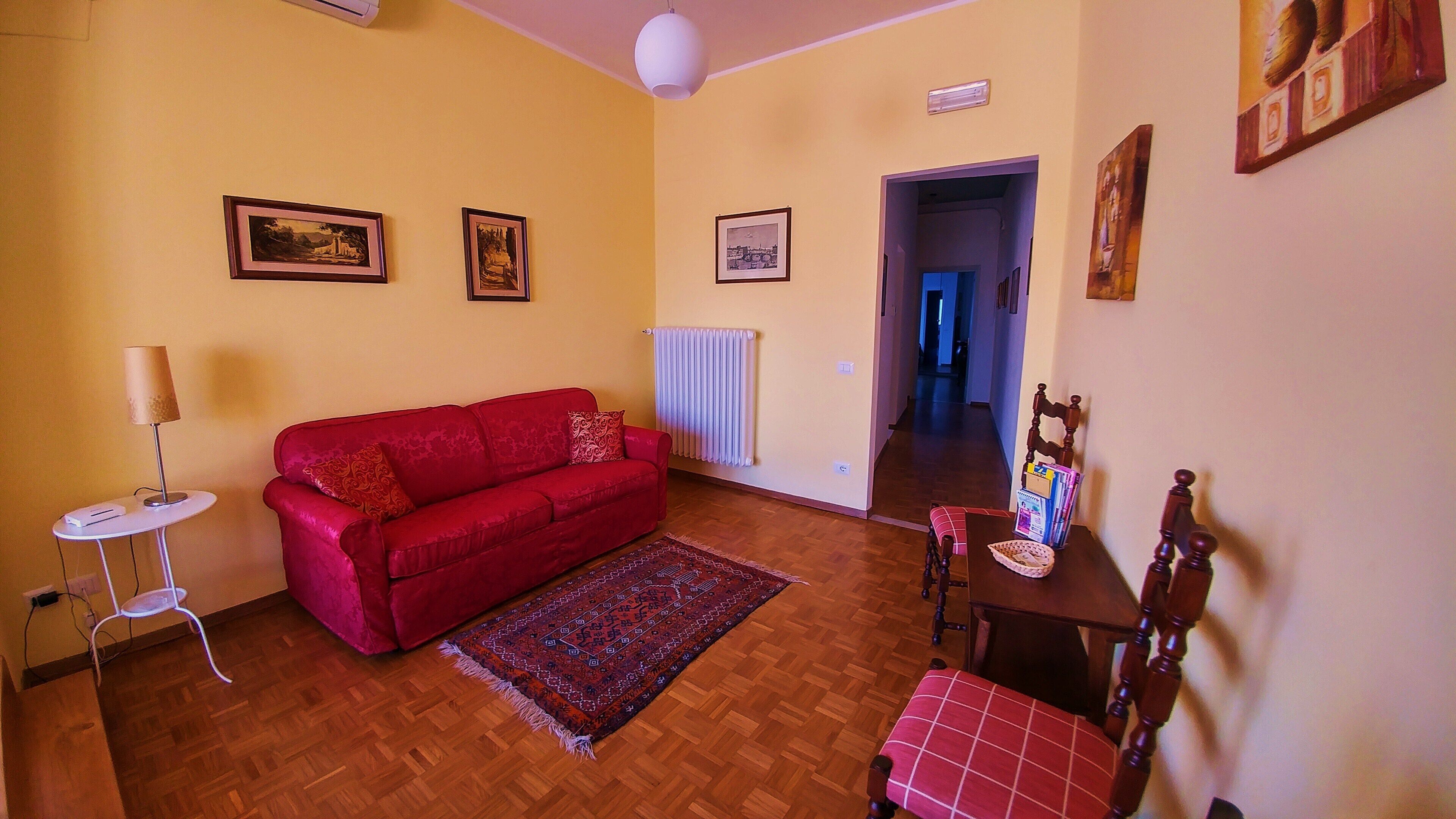 Stylish and bright apartment with panoramic views over the old town