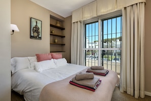5 chambres, fer et planche Ă repasser, Wi-Fi gratuit, draps fournis