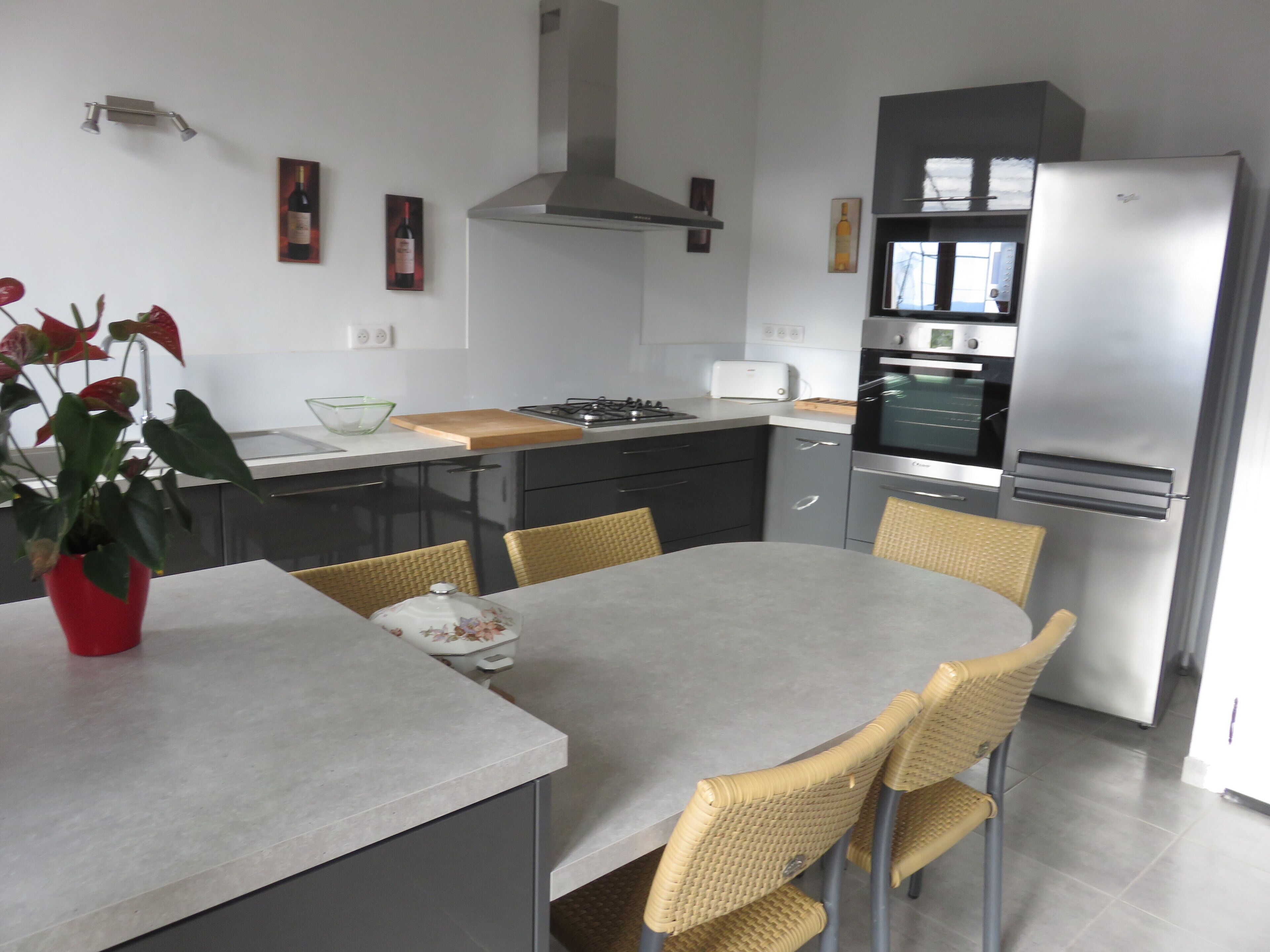 Apartment with terrace and panoramic view 180 ° Siagne valley near Grasse