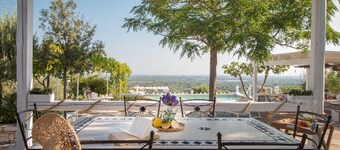 TD Casa Torchiano Hilltop Pool with Sea View