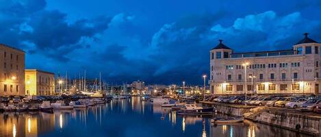 Marina