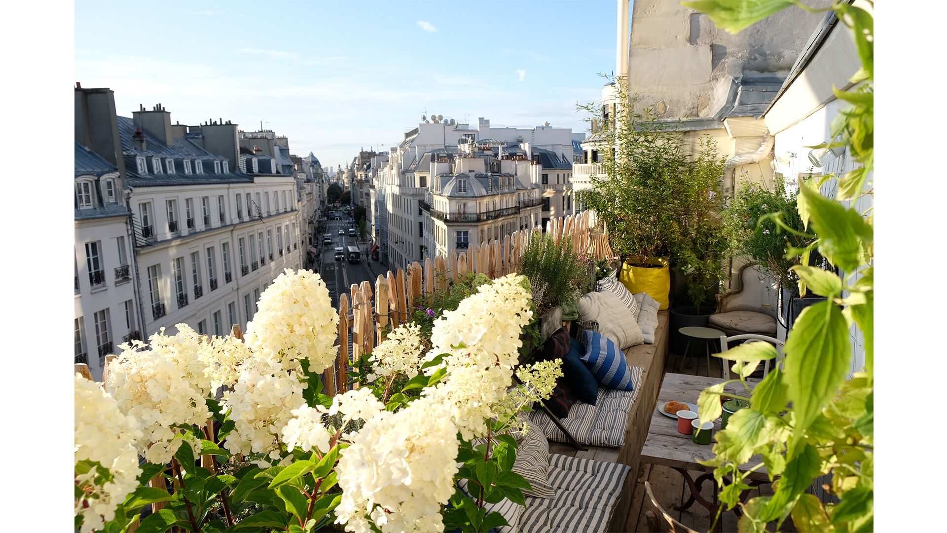 Nido en los tejados en el corazón de París con terraza