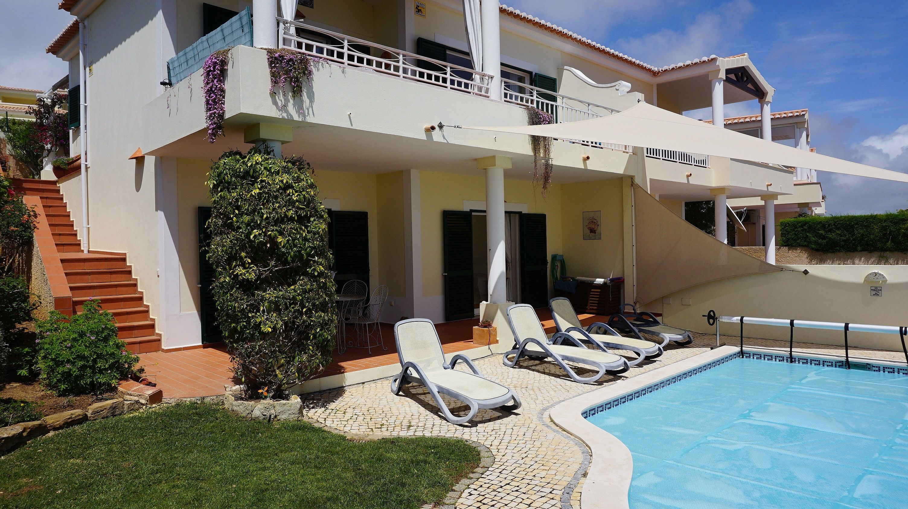 Villa With Private Pool and Beautiful Sea View.