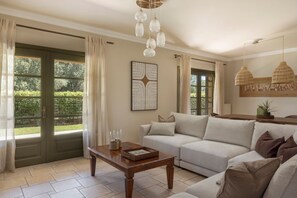 Smart TV, fireplace, video games, DVD player