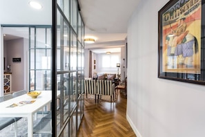 Dining - Seville center, large penthouse with terrace and 3 double bedrooms (Sevilla)