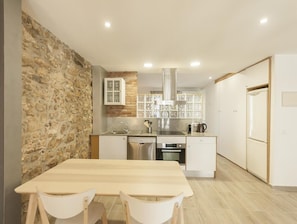 Fridge, microwave, oven, dishwasher - NICE LOFT IN THE CENTER OF TOSSA (Tossa de Mar)