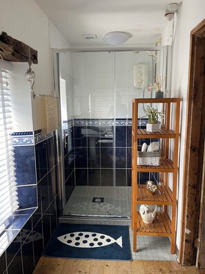 Bathtub, bidet, towels, soap - Detached Period Home-Former Rectory, Views Of Bristol Channel/Gower & Caldy (Narberth)