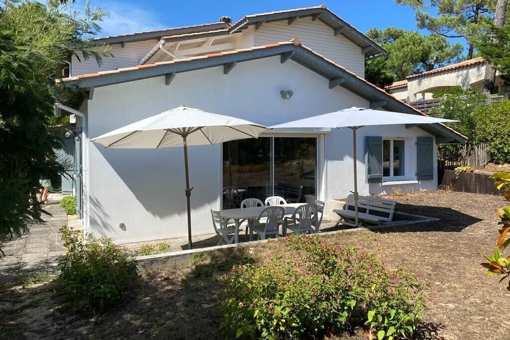 Three bedroom house near the cap ferret lighthouse