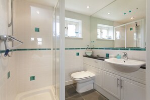 Bathtub, hair dryer