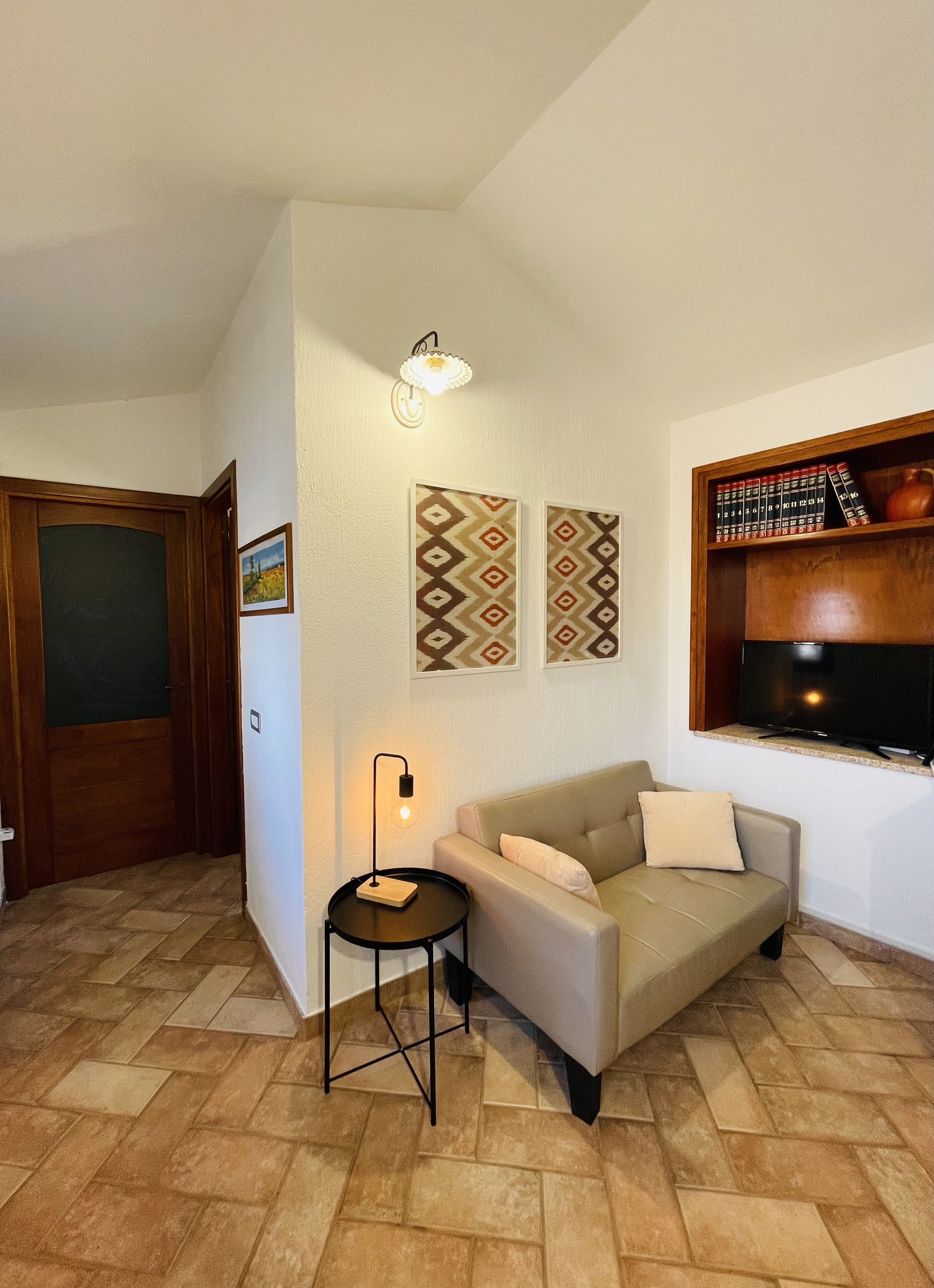 Independent villa rental surrounded by greenery