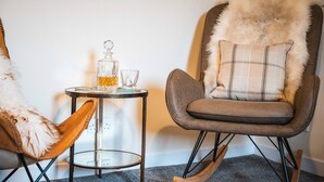 Unclassified image, 5 of 37, button - Amazing NC500 Croft House. Perfect for couples and families (Thurso)