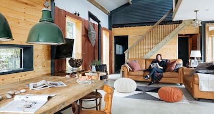 Unique Lodge with Industrial Designed Interior