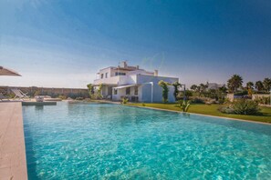 Pool - TD Villa Ponente Luxury Villa with Sea View Pool (Capitolo)