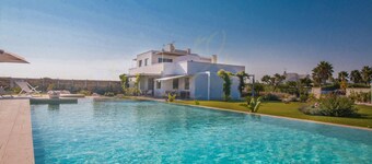 TD Villa Ponente Luxury Villa with Sea View Pool