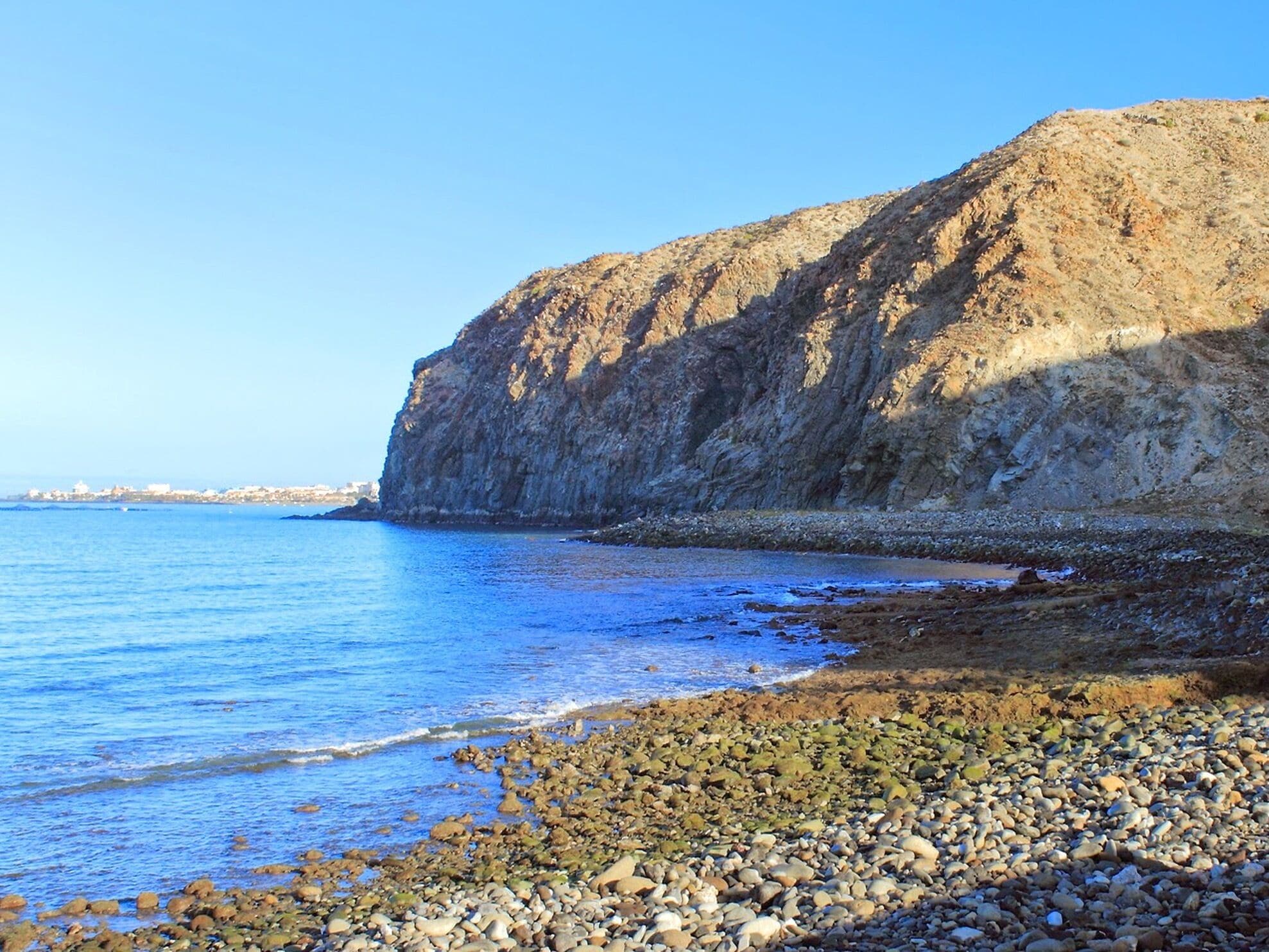 靠近海滩、沙滩毛巾