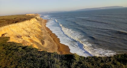 3 bed bungalow with large garden. New kitchen installed December 2025.