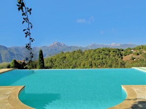Piscina all'aperto
