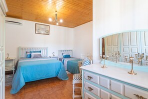 2 Schlafzimmer, Bügeleisen/Bügelbrett, Babybetten, kostenloses WLAN