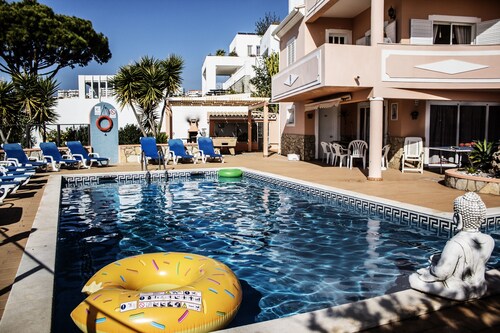 Villa de luxe, piscine privée, vue magnifique sur la mer avec distance de marche