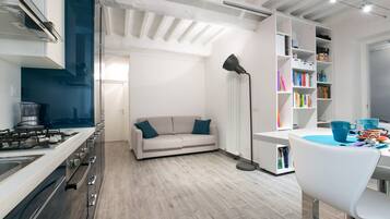 Refrigerador, horno, parrilla de estufa y lavavajillas