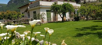Villa "LA GARITTA" Zwei Schritte vom magischen Dorf entfernt