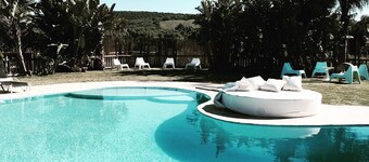 OASIS IN A NATURAL PARK. CASA ASIA 5 min from the beach and the mountains