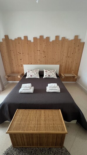 4 Schlafzimmer, Bügeleisen/Bügelbrett, kostenloses WLAN, Bettwäsche