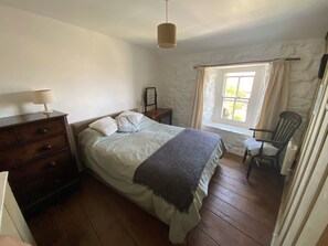 2 Schlafzimmer, Bügeleisen/Bügelbrett, Reisekinderbett, kostenloses WLAN