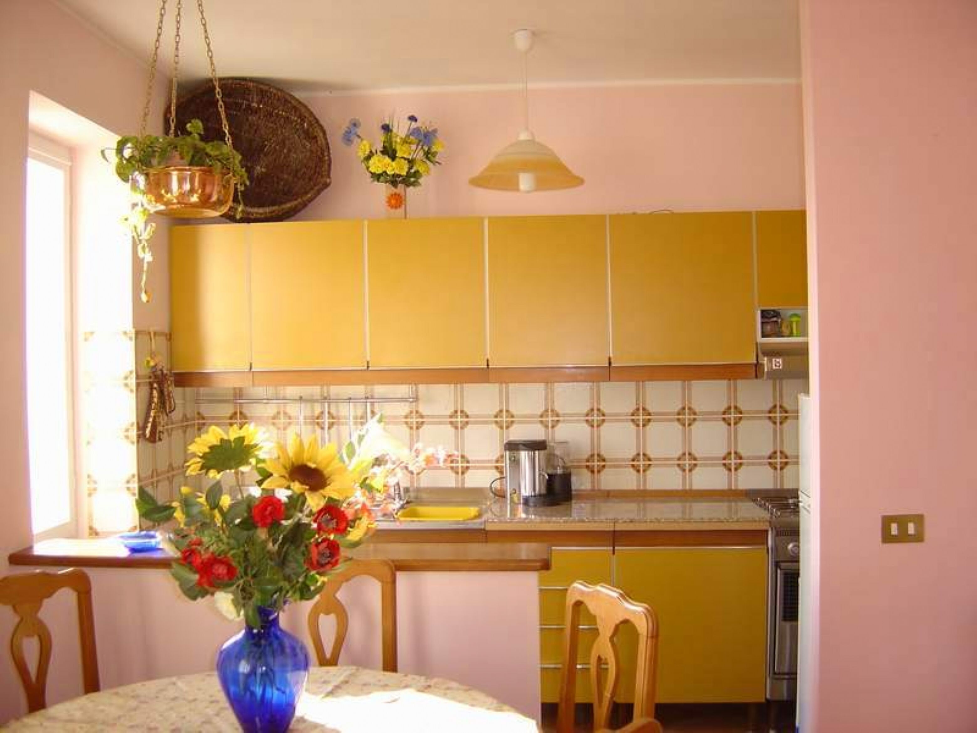 Prestigious Self Catering Holiday Villa For Rent in Barga, Lucca, Firenze,