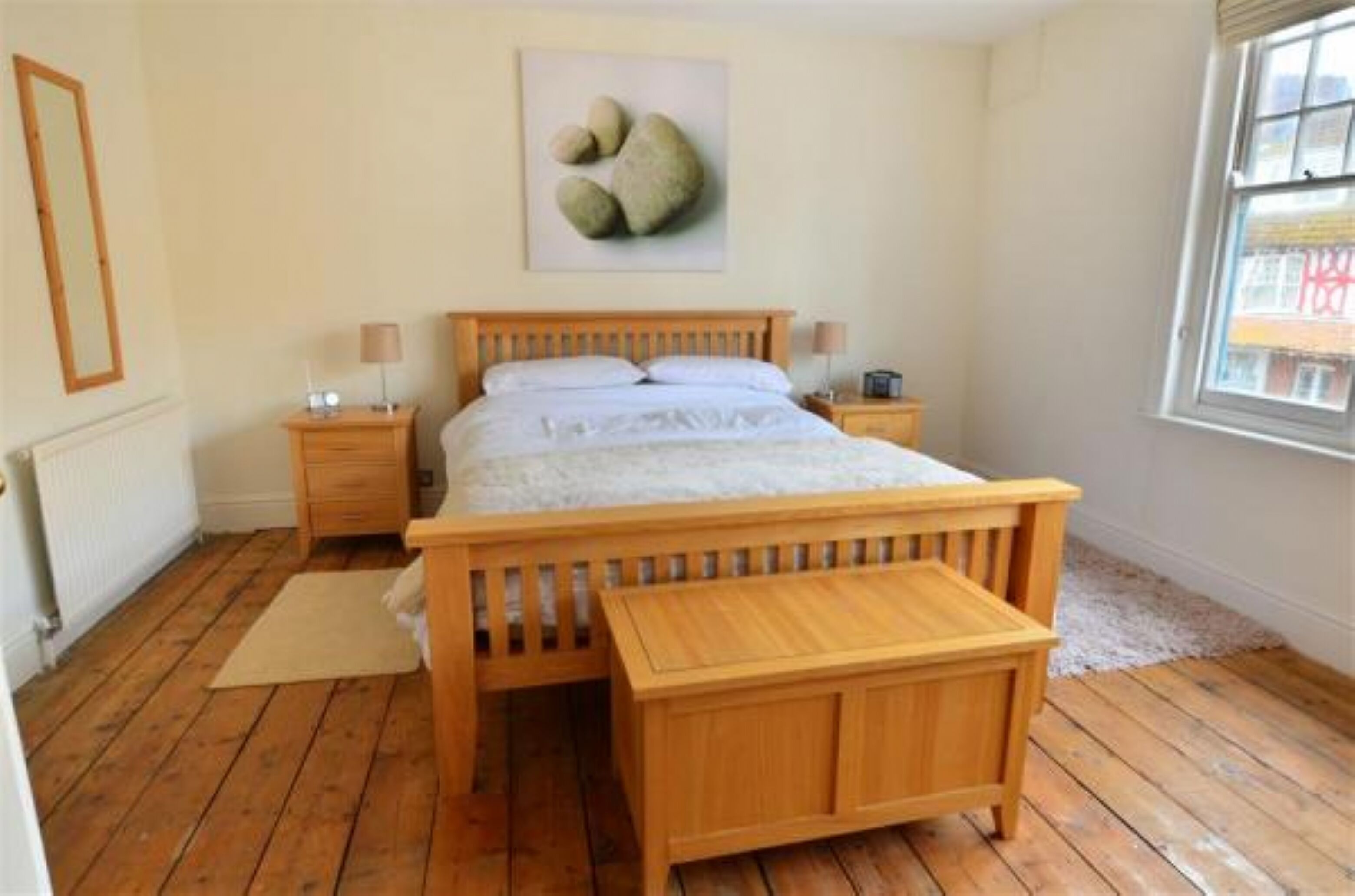 7 chambres, fer et planche à repasser, Wi-Fi gratuit, draps fournis