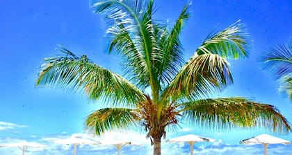 Modern & Stylish 4 Bedroomed Villa, private pool, walking distance to beach.