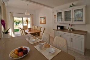 Dining -  Beautiful 5 bed detached villa, private pool, 700m from the beach - 66875/AL (Castro Marim Praia)