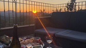 Property grounds - VILLA WITH PRIVATE HEATED POOL   (Belgodère)