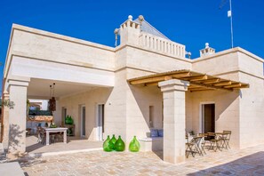 Outdoor dining - Antica Pietra - Villa with swimming pool for 4 guests (Ostuni)