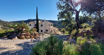 Luxurious villa with private pool, in the hills, Algarve, Sao Bras de Alportel.