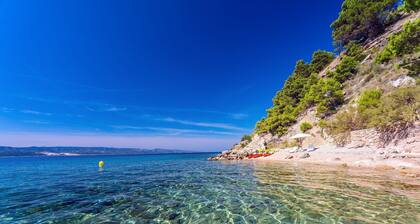 VILLA HRID Luxuriöse Strandvilla, Infinity-Pool mit Massage und Whirlpool