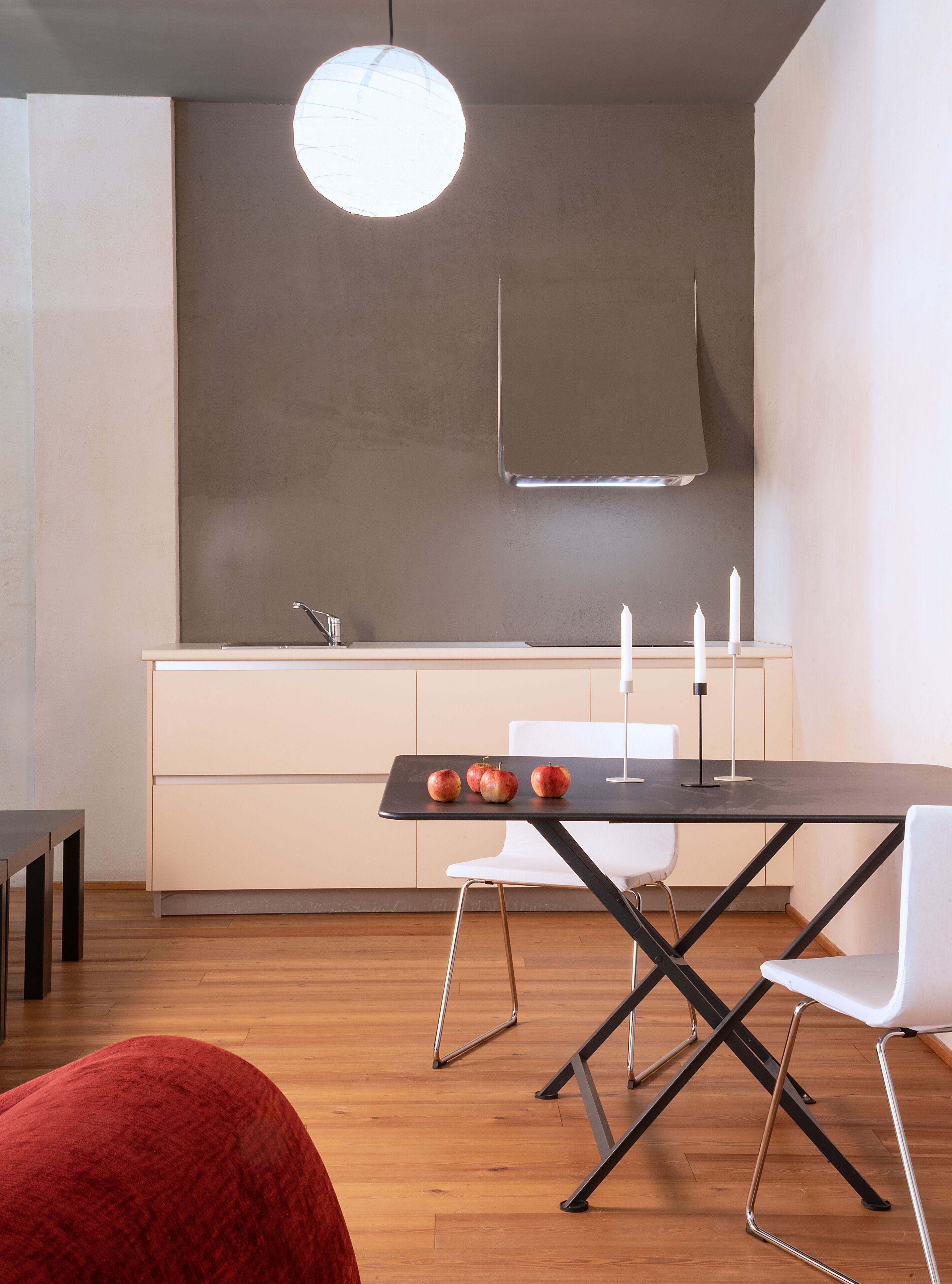 Armonioso, comodo e luminoso open space al piano terra. Dolomite's Sound