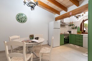 Frigorífic, microones, forn i rentaplats 