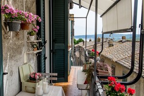 Interior - Medieval Mansion,opposite the Castle,between lake, sea, Rome, Umbria and Tuscany (Bracciano)