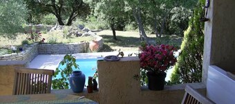 Large 200m² house with swimming pool (5 by10m) near Alès in the Cévennes, 8people