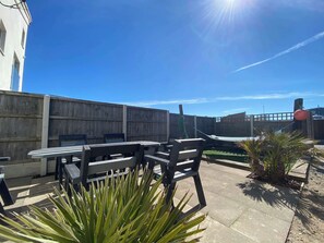 Outdoor dining - One Coastguard Road (Caister-on-Sea)