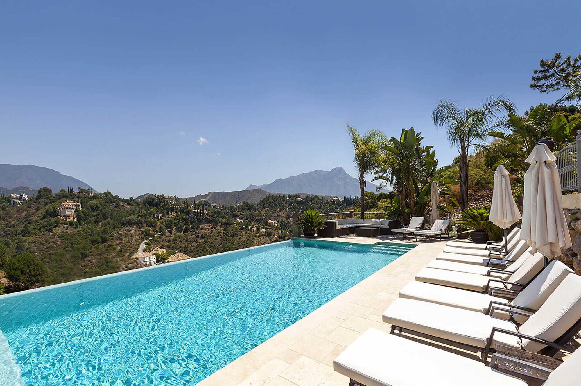 室外泳池、暖水池